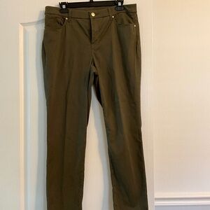 Chico's Olive Ankle Pants